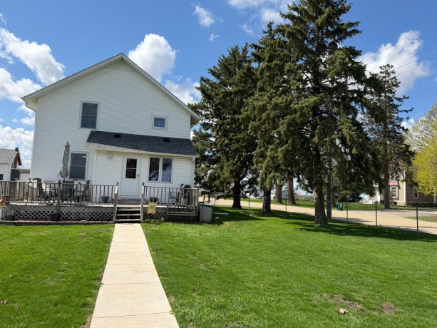 101 PACIFIC, MONROE CENTER, Illinois 61052, 3 Bedrooms Bedrooms, ,2 BathroomsBathrooms,House,For Sale,PACIFIC,202602124