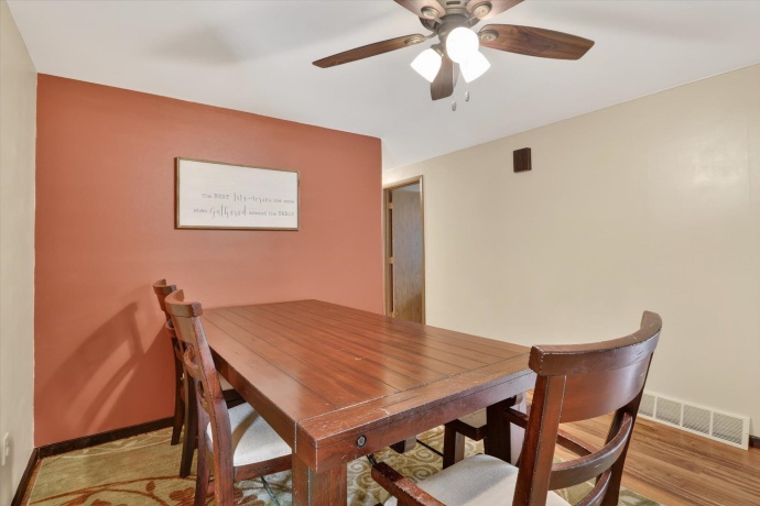 340 Shaffer, DAKOTA, Illinois 61018, 3 Bedrooms Bedrooms, ,1 BathroomBathrooms,House,For Sale,Shaffer,202602125