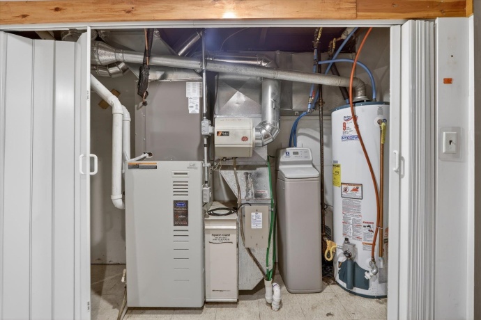 340 Shaffer, DAKOTA, Illinois 61018, 3 Bedrooms Bedrooms, ,1 BathroomBathrooms,House,For Sale,Shaffer,202602125