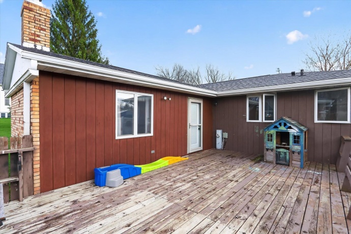 340 Shaffer, DAKOTA, Illinois 61018, 3 Bedrooms Bedrooms, ,1 BathroomBathrooms,House,For Sale,Shaffer,202602125