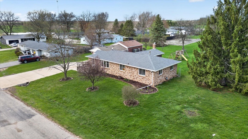 340 Shaffer, DAKOTA, Illinois 61018, 3 Bedrooms Bedrooms, ,1 BathroomBathrooms,House,For Sale,Shaffer,202602125