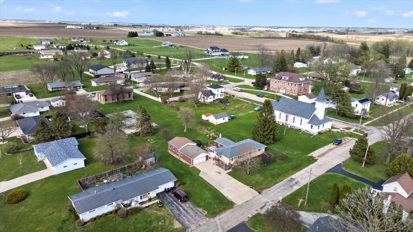 340 Shaffer, DAKOTA, Illinois 61018, 3 Bedrooms Bedrooms, ,1 BathroomBathrooms,House,For Sale,Shaffer,202602125