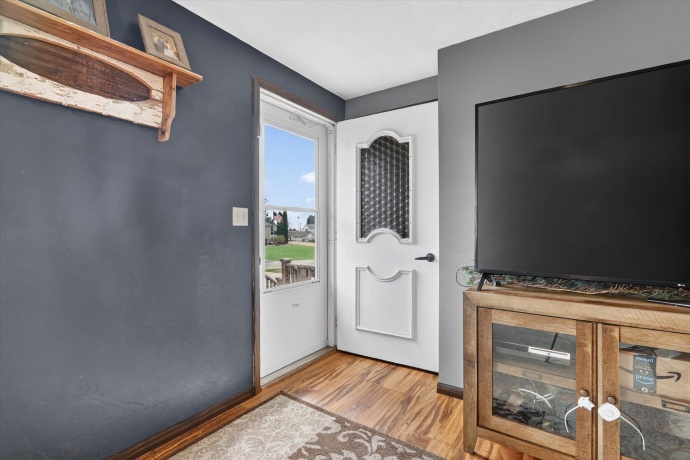 340 Shaffer, DAKOTA, Illinois 61018, 3 Bedrooms Bedrooms, ,1 BathroomBathrooms,House,For Sale,Shaffer,202602125