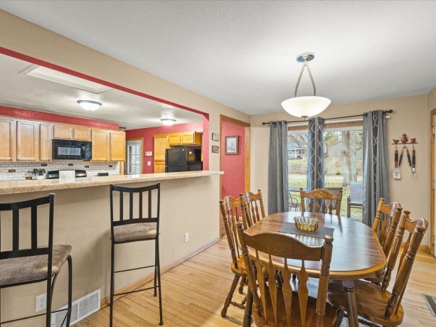 1012 Chelsea, ROCKFORD, Illinois 61107, 3 Bedrooms Bedrooms, ,2 BathroomsBathrooms,House,For Sale,Chelsea,202602129