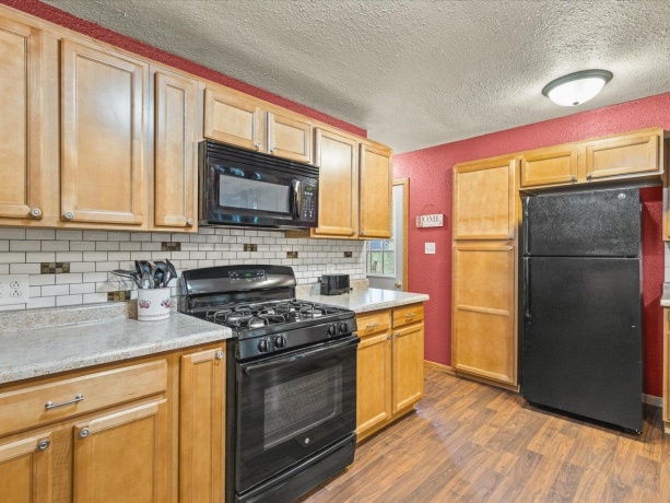 1012 Chelsea, ROCKFORD, Illinois 61107, 3 Bedrooms Bedrooms, ,2 BathroomsBathrooms,House,For Sale,Chelsea,202602129