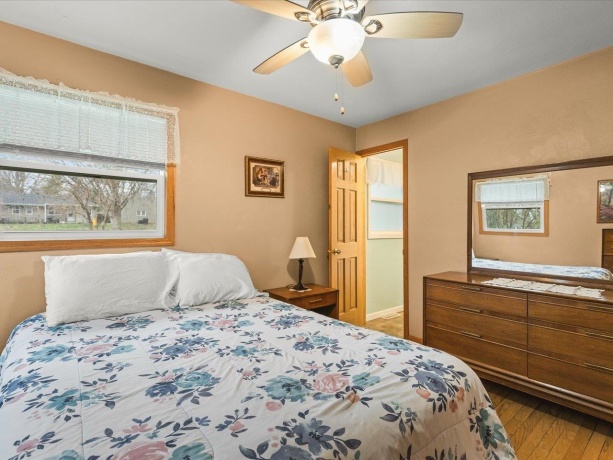 1012 Chelsea, ROCKFORD, Illinois 61107, 3 Bedrooms Bedrooms, ,2 BathroomsBathrooms,House,For Sale,Chelsea,202602129