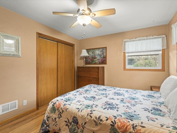 1012 Chelsea, ROCKFORD, Illinois 61107, 3 Bedrooms Bedrooms, ,2 BathroomsBathrooms,House,For Sale,Chelsea,202602129