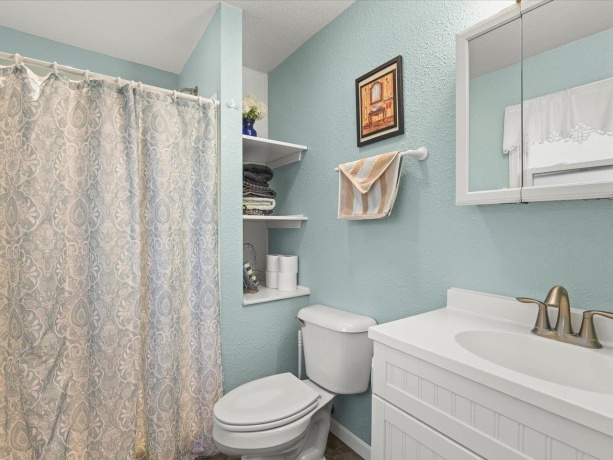 1012 Chelsea, ROCKFORD, Illinois 61107, 3 Bedrooms Bedrooms, ,2 BathroomsBathrooms,House,For Sale,Chelsea,202602129