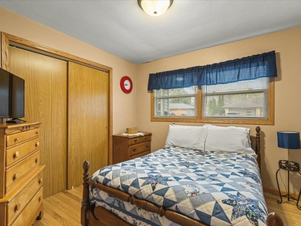 1012 Chelsea, ROCKFORD, Illinois 61107, 3 Bedrooms Bedrooms, ,2 BathroomsBathrooms,House,For Sale,Chelsea,202602129