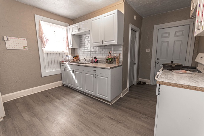 1235 Court, ROCKFORD, Illinois 61102, ,3 - 4 Units,For Sale,Court,202601690