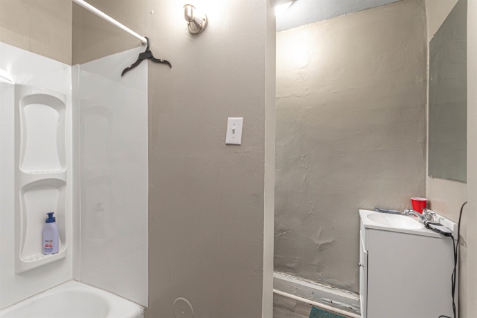 1235 Court, ROCKFORD, Illinois 61102, ,3 - 4 Units,For Sale,Court,202601690