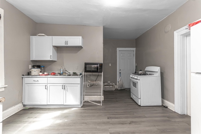 1235 Court, ROCKFORD, Illinois 61102, ,3 - 4 Units,For Sale,Court,202601690