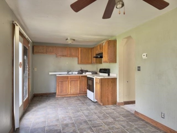 1722-1724 LYRAN, ROCKFORD, Illinois 61109, ,2 Units,For Sale,LYRAN,202602127