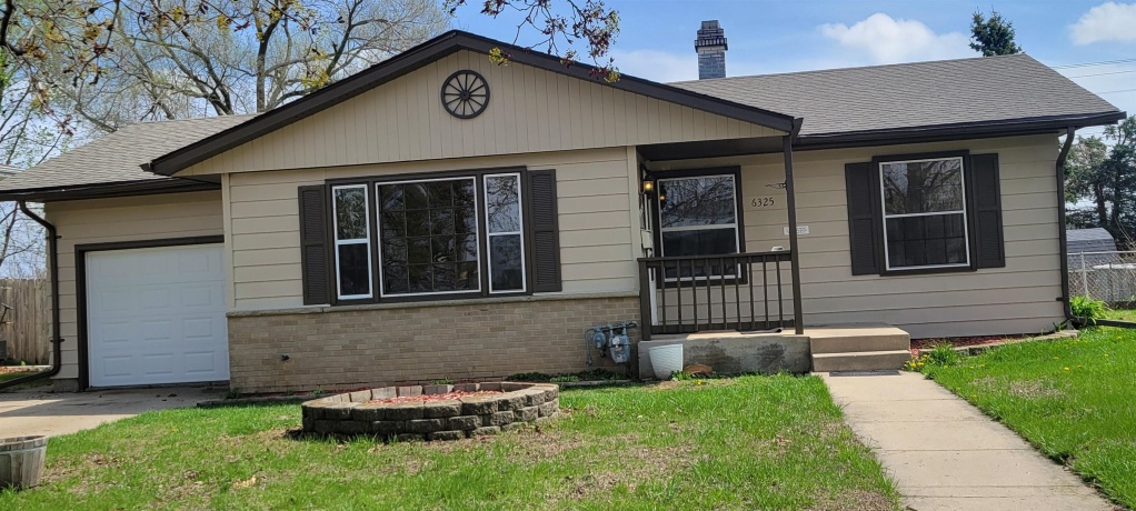 6325 Browns, LOVES PARK, Illinois 61111, 3 Bedrooms Bedrooms, ,1 BathroomBathrooms,House,For Sale,Browns,202602133