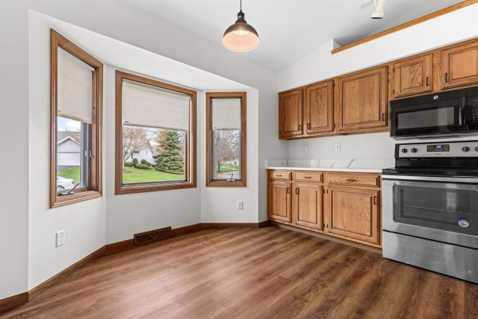 5334 Dierks, ROCKFORD, Illinois 61108, 2 Bedrooms Bedrooms, ,2 BathroomsBathrooms,Condominium,For Sale,Dierks,202602134