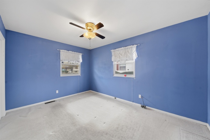 1201 Long, STERLING, Illinois 61081, 3 Bedrooms Bedrooms, ,1 BathroomBathrooms,House,For Sale,Long,202602139