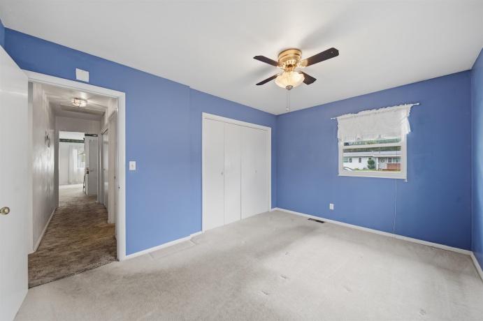 1201 Long, STERLING, Illinois 61081, 3 Bedrooms Bedrooms, ,1 BathroomBathrooms,House,For Sale,Long,202602139