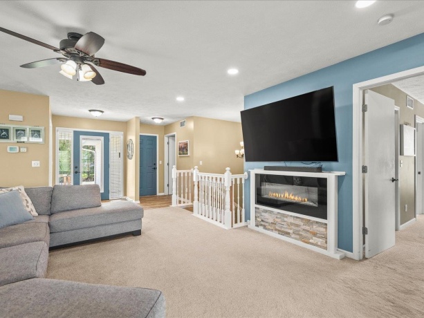 1774 Gainsboro, LAKE SUMMERSET, Illinois 61019, 4 Bedrooms Bedrooms, ,3 BathroomsBathrooms,House,For Sale,Gainsboro,202602140