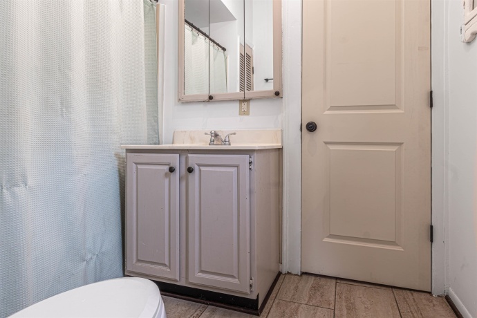 1615 15th, ROCKFORD, Illinois 61104, 3 Bedrooms Bedrooms, ,1 BathroomBathrooms,House,For Sale,15th,202601683