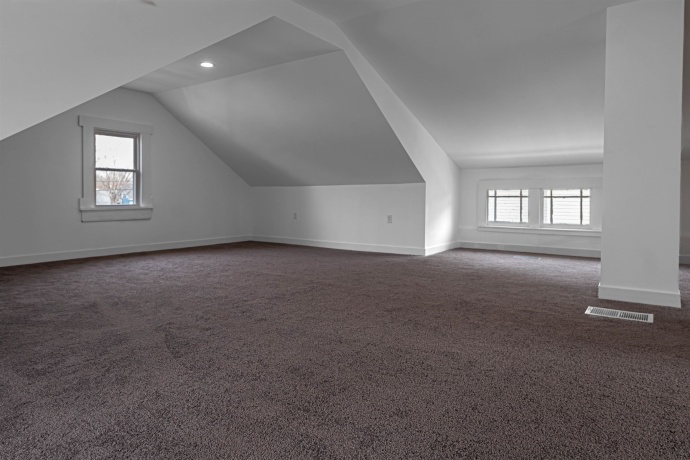 1615 15th, ROCKFORD, Illinois 61104, 3 Bedrooms Bedrooms, ,1 BathroomBathrooms,House,For Sale,15th,202601683