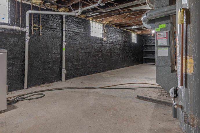 1615 15th, ROCKFORD, Illinois 61104, 3 Bedrooms Bedrooms, ,1 BathroomBathrooms,House,For Sale,15th,202601683