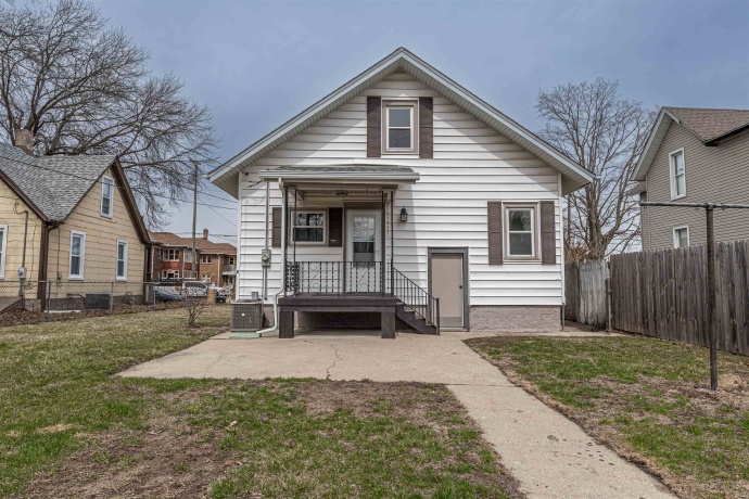 1615 15th, ROCKFORD, Illinois 61104, 3 Bedrooms Bedrooms, ,1 BathroomBathrooms,House,For Sale,15th,202601683