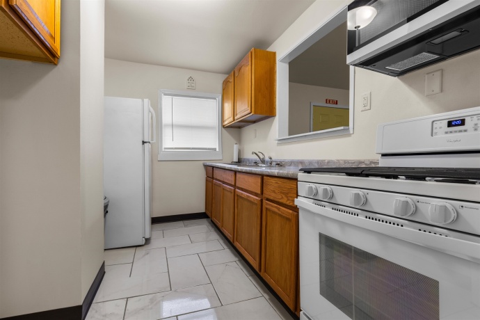 702 Cambridge, ROCKFORD, Illinois 61102, ,House,For Sale,Cambridge,202602144