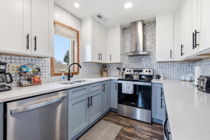 6 Bob-O-Link, GALENA, Illinois 61036, 3 Bedrooms Bedrooms, ,2 BathroomsBathrooms,House,For Sale,Bob-O-Link,202602145