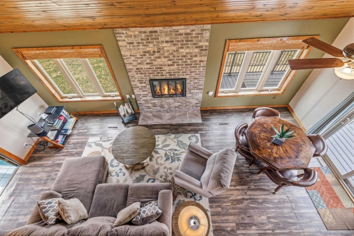 6 Bob-O-Link, GALENA, Illinois 61036, 3 Bedrooms Bedrooms, ,2 BathroomsBathrooms,House,For Sale,Bob-O-Link,202602145