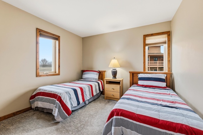 6 Bob-O-Link, GALENA, Illinois 61036, 3 Bedrooms Bedrooms, ,2 BathroomsBathrooms,House,For Sale,Bob-O-Link,202602145