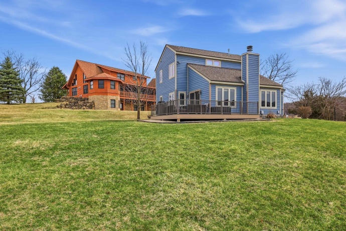 6 Bob-O-Link, GALENA, Illinois 61036, 3 Bedrooms Bedrooms, ,2 BathroomsBathrooms,House,For Sale,Bob-O-Link,202602145