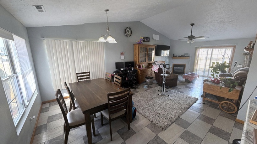 15541 Finley, SOUTH BELOIT, Illinois 61080, 2 Bedrooms Bedrooms, ,2 BathroomsBathrooms,Condominium,For Sale,Finley,202601066