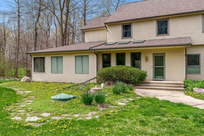 1756 APALOOSA, ROCKFORD, Illinois 61107, 4 Bedrooms Bedrooms, ,4 BathroomsBathrooms,House,For Sale,APALOOSA,202602147