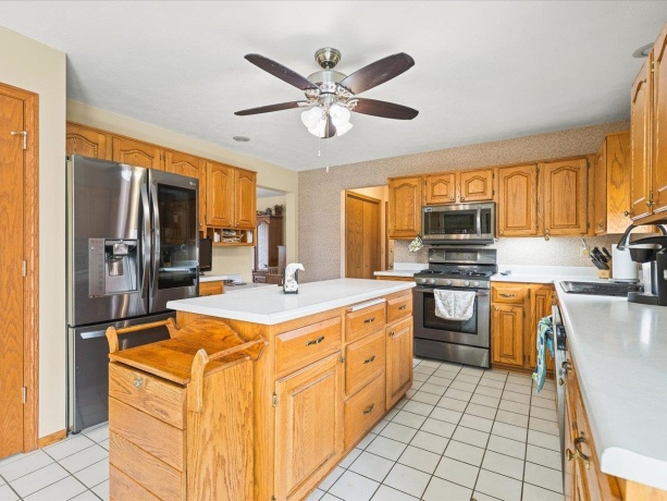 2615 Sioux, ROCKFORD, Illinois 61109, 3 Bedrooms Bedrooms, ,2 BathroomsBathrooms,House,For Sale,Sioux,202602148