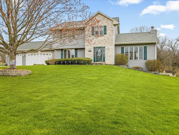 2615 Sioux, ROCKFORD, Illinois 61109, 3 Bedrooms Bedrooms, ,2 BathroomsBathrooms,House,For Sale,Sioux,202602148