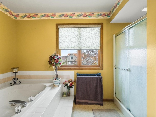 2615 Sioux, ROCKFORD, Illinois 61109, 3 Bedrooms Bedrooms, ,2 BathroomsBathrooms,House,For Sale,Sioux,202602148