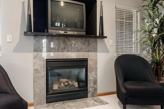 6465 Corinas, ROCKFORD, Illinois 61103, 3 Bedrooms Bedrooms, ,2 BathroomsBathrooms,House,For Sale,Corinas,202602150