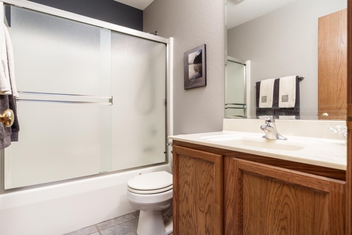 6465 Corinas, ROCKFORD, Illinois 61103, 3 Bedrooms Bedrooms, ,2 BathroomsBathrooms,House,For Sale,Corinas,202602150