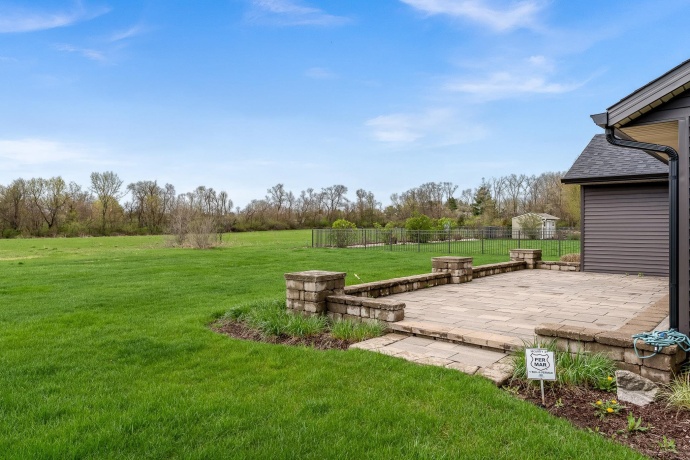 6465 Corinas, ROCKFORD, Illinois 61103, 3 Bedrooms Bedrooms, ,2 BathroomsBathrooms,House,For Sale,Corinas,202602150