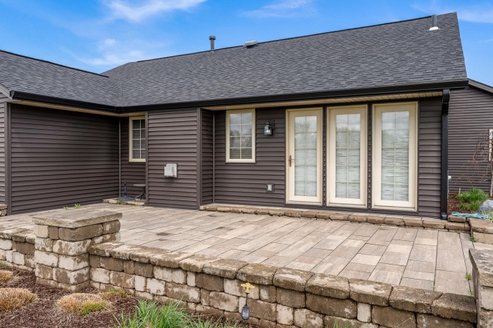 6465 Corinas, ROCKFORD, Illinois 61103, 3 Bedrooms Bedrooms, ,2 BathroomsBathrooms,House,For Sale,Corinas,202602150