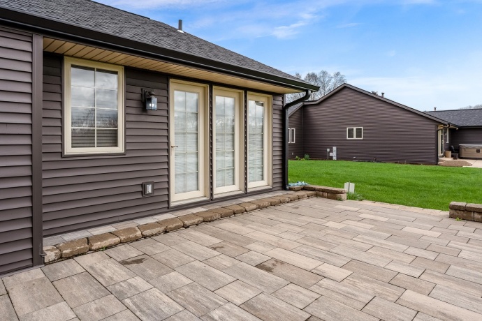 6465 Corinas, ROCKFORD, Illinois 61103, 3 Bedrooms Bedrooms, ,2 BathroomsBathrooms,House,For Sale,Corinas,202602150