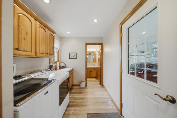 2608 Hill, ROCK FALLS, Illinois 61071, 4 Bedrooms Bedrooms, ,3 BathroomsBathrooms,House,For Sale,Hill,202602149