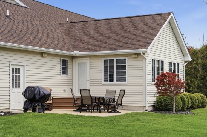 2608 Hill, ROCK FALLS, Illinois 61071, 4 Bedrooms Bedrooms, ,3 BathroomsBathrooms,House,For Sale,Hill,202602149