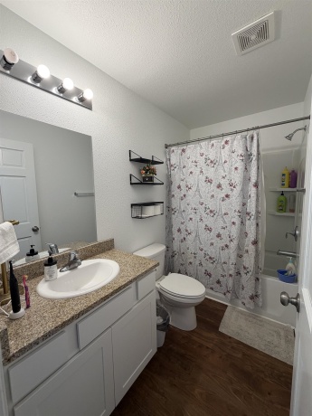 4417 Valley Ridge, BELVIDERE, Illinois 61008, 3 Bedrooms Bedrooms, ,2 BathroomsBathrooms,House,For Sale,Valley Ridge,202602153