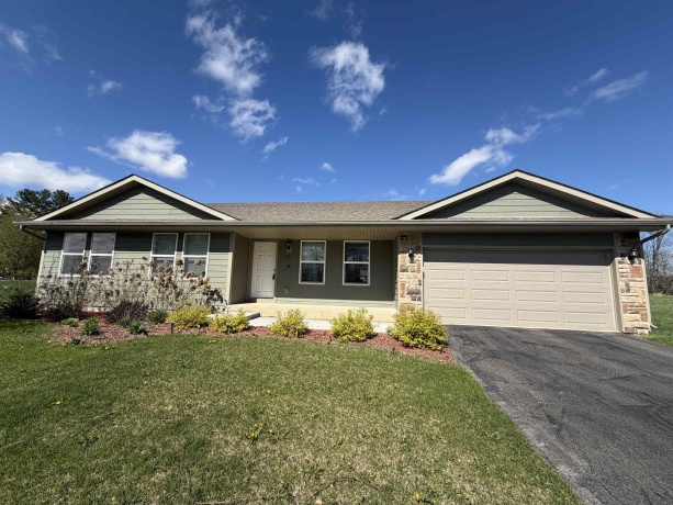 4417 Valley Ridge, BELVIDERE, Illinois 61008, 3 Bedrooms Bedrooms, ,2 BathroomsBathrooms,House,For Sale,Valley Ridge,202602153