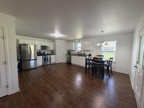 4417 Valley Ridge, BELVIDERE, Illinois 61008, 3 Bedrooms Bedrooms, ,2 BathroomsBathrooms,House,For Sale,Valley Ridge,202602153