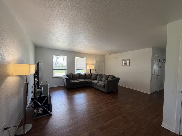 4417 Valley Ridge, BELVIDERE, Illinois 61008, 3 Bedrooms Bedrooms, ,2 BathroomsBathrooms,House,For Sale,Valley Ridge,202602153