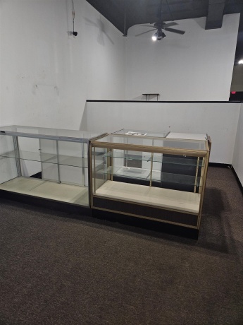 211 Stephenson, FREEPORT, Illinois 61032, ,Mixed Use,For Sale,Stephenson,202602155