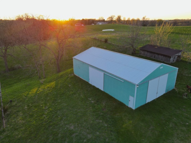 15700 Imbus Lane, EAST DUBUQUE, Illinois 61025, 2 Bedrooms Bedrooms, ,1 BathroomBathrooms,Farm,For Sale,Imbus Lane,202602159