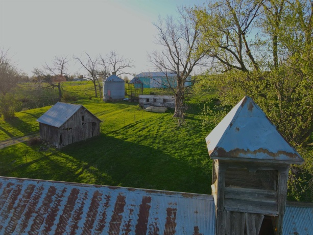 15700 Imbus Lane, EAST DUBUQUE, Illinois 61025, 2 Bedrooms Bedrooms, ,1 BathroomBathrooms,Farm,For Sale,Imbus Lane,202602159